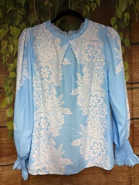 🆕Women’s Blue Floral Long-Sleeve Top